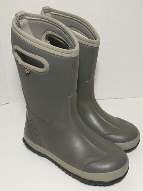 Bogs Classic Gray Winter Boots, Kids Size 4, Waterproof, Rated For -30 Degrees F